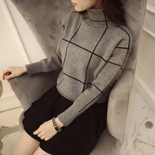 Load image into Gallery viewer, Disappearancelove 2019 High quality winter turtleneck sweater thickening sweater pullover women sweater Female Jumper Tops